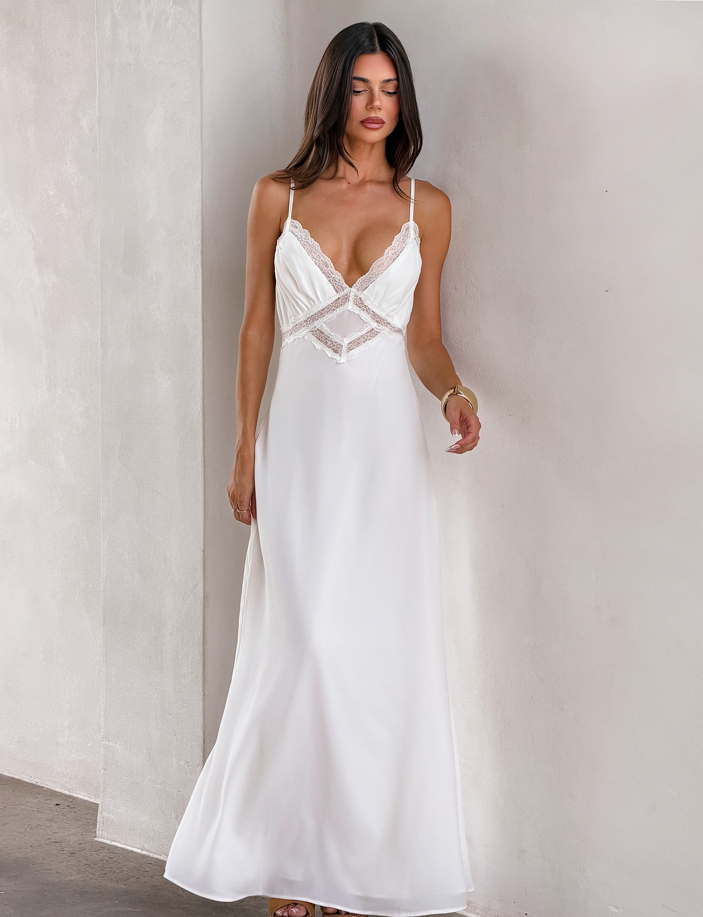 AISLYNN MAXI DRESS - WHITE